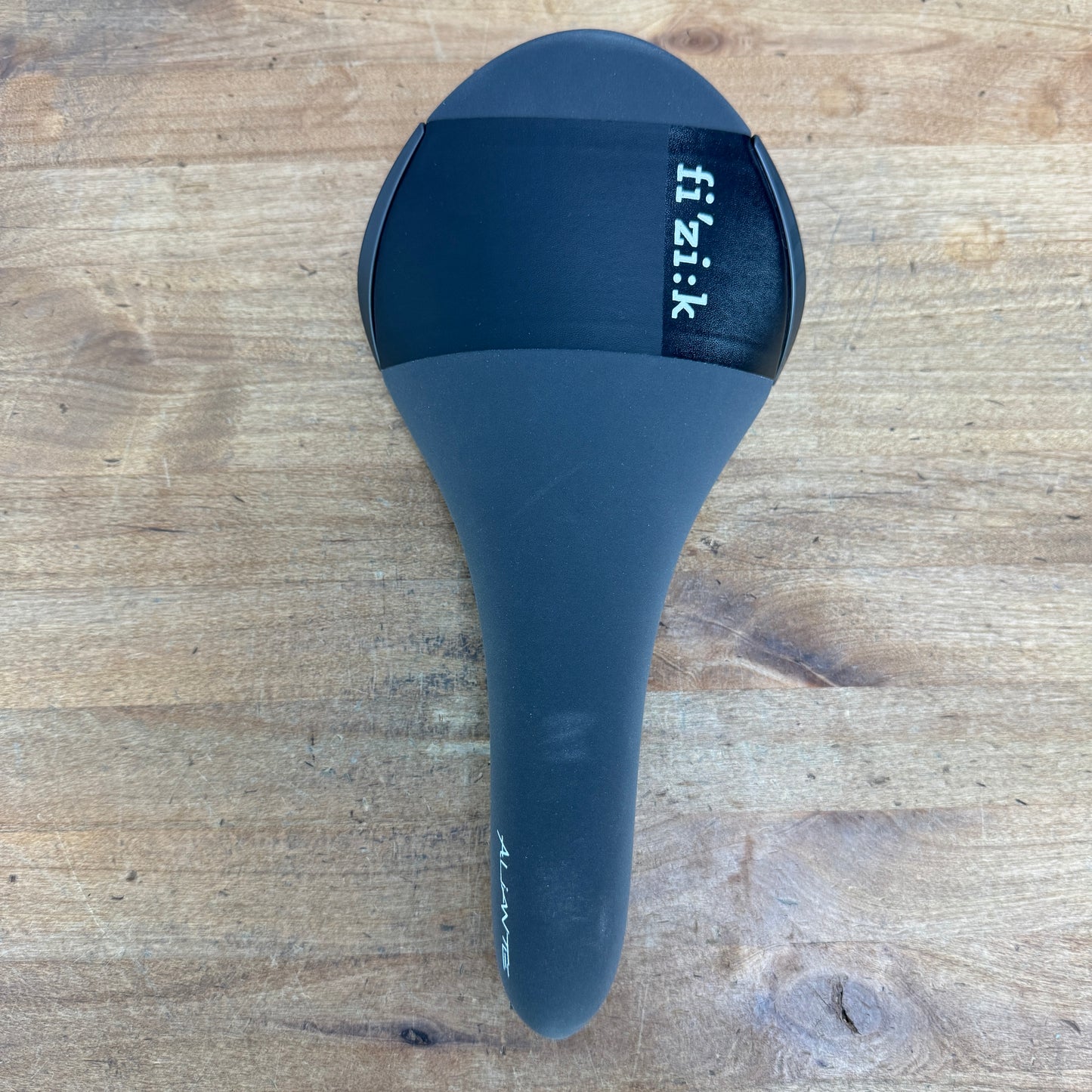 New! Fizik Aliante R3 138mm 7x7mm Kium Rails Carbon Bike Saddle 219g MSRP $150