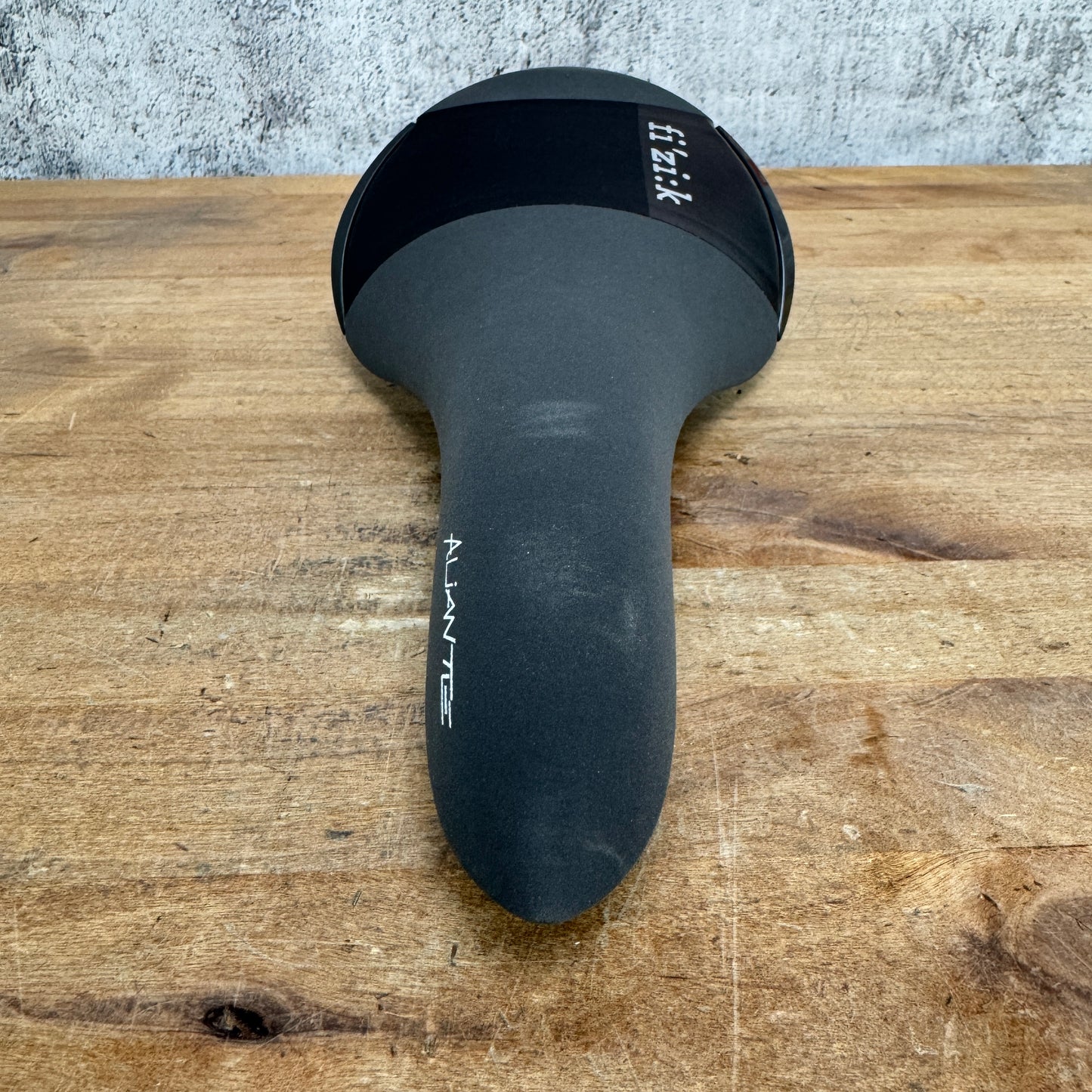 New! Fizik Aliante R3 138mm 7x7mm Kium Rails Carbon Bike Saddle 219g MSRP $150