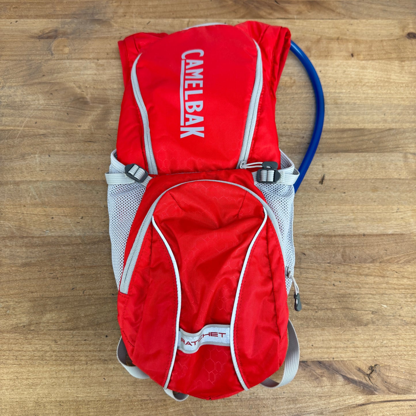 New! Camelbak Ratchet 100oz Hydration Backpack w/ Bladder 528g