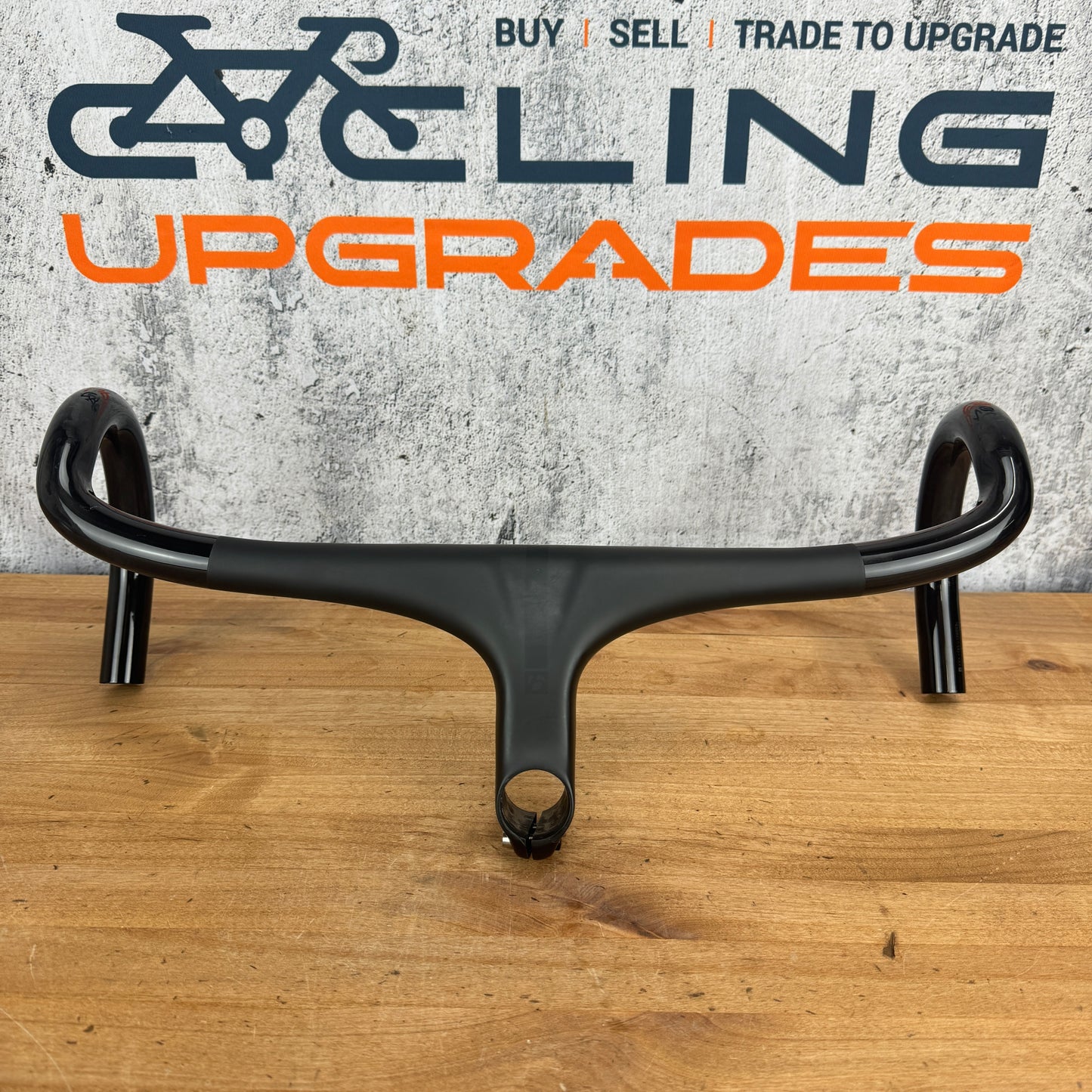 Bontrager XXX VR-CF 44cm x 100mm -7 Degree Carbon Integrated Handlebar 248g