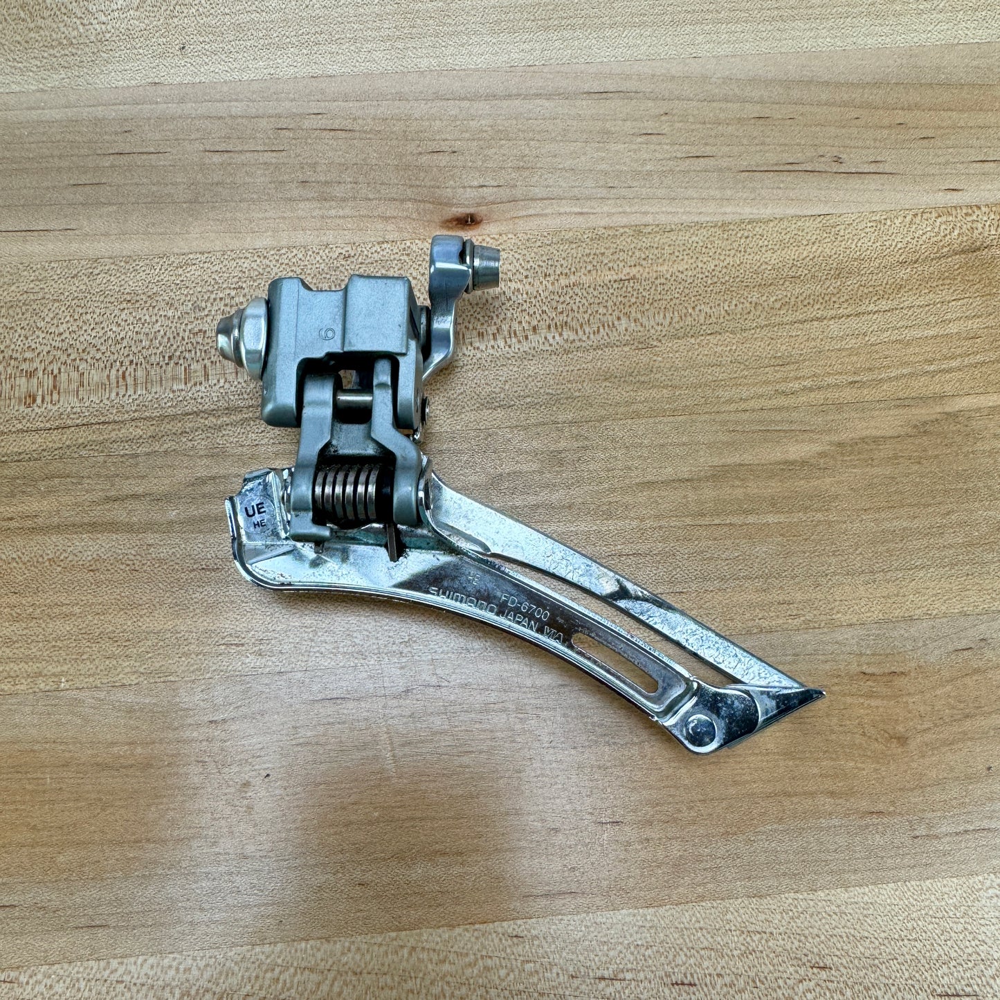 Shimano Ultegra FD-6700 11-Speed Bike Front Derailleur 82g