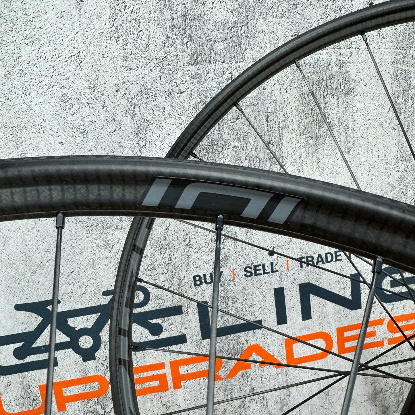 Low Mile! Zipp 101 XPLR Carbon Tubeless Hookless Gravel Disc Wheelset 700c 1707g