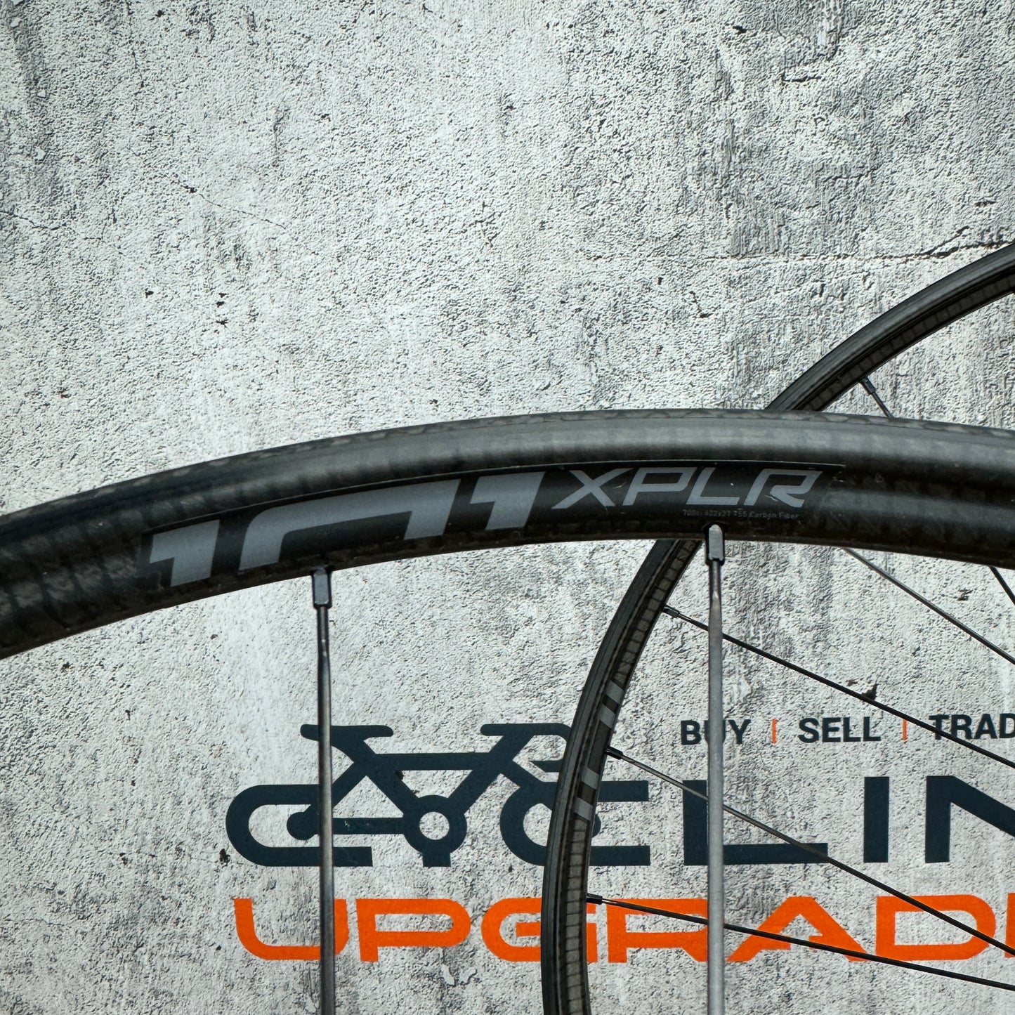 Low Mile! Zipp 101 XPLR 700c Carbon Tubeless Hookless Gravel Disc Wheelset 1707g