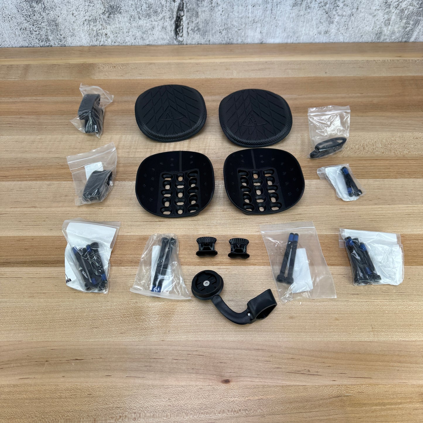 New! 2025 Ventum Tempus Small Carbon TT/Triathlon Disc Frameset 700c