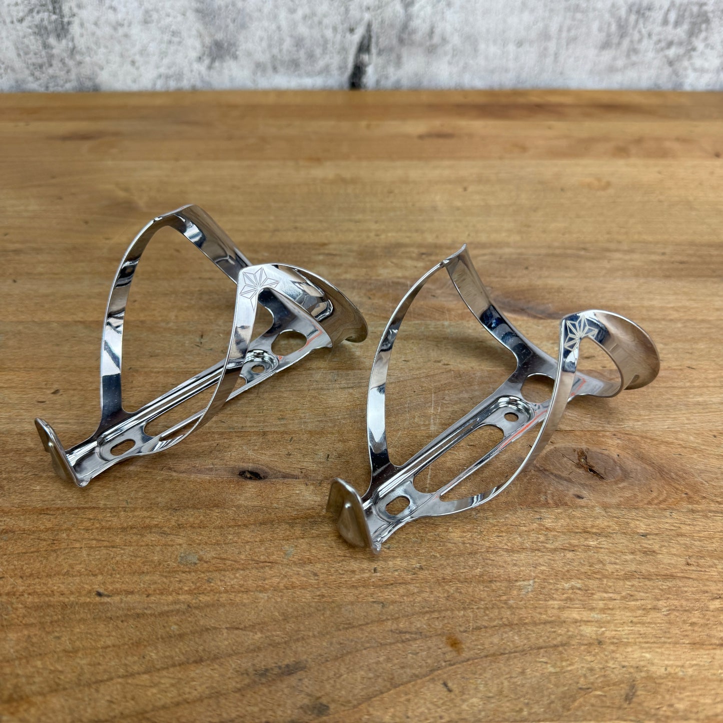 Light Use! Supacaz Fly Cage Chrome Cycling Bike Water Bottle Cages 46g