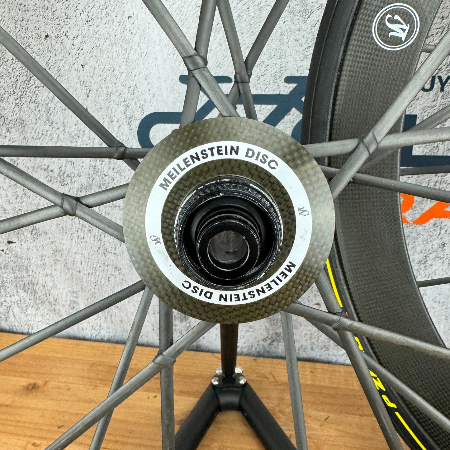 Lightweight Meilenstein T 24D Carbon Tubular Road Bike Disc Wheelset 700c 1250g