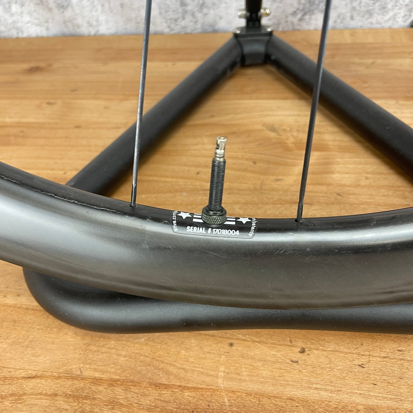 Enve SES 3.4 Carbon Tubeless Wheelset 700c Disc Brake DT Swiss 240s 1446g