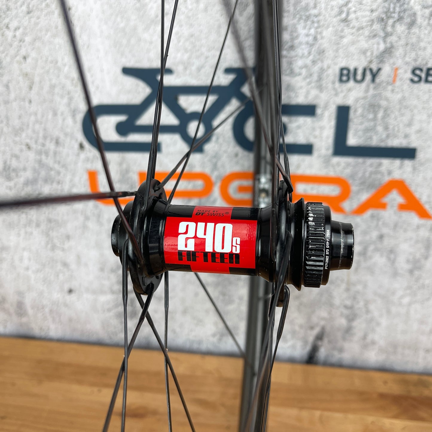 Enve SES 3.4 Carbon Tubeless Wheelset 700c Disc Brake DT Swiss 240s 1446g