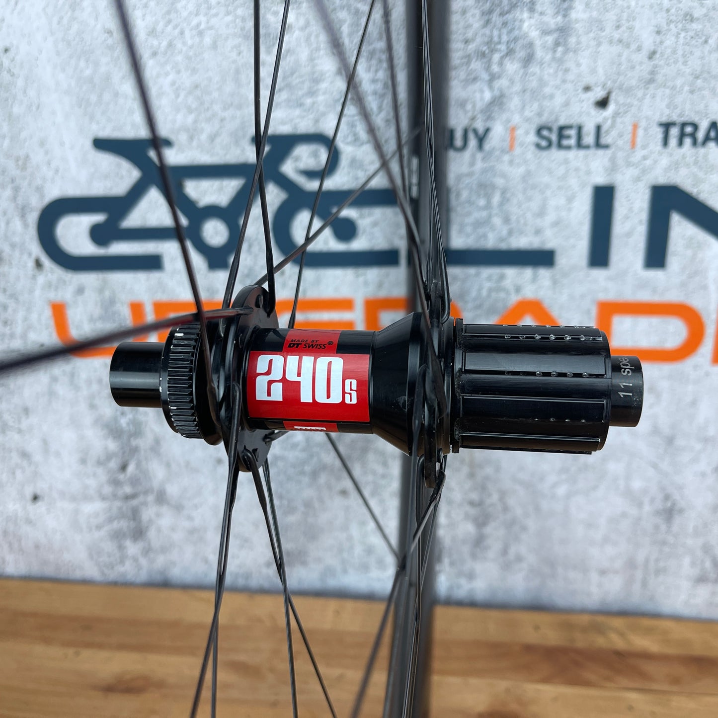 Enve SES 3.4 Carbon Tubeless Wheelset 700c Disc Brake DT Swiss 240s 1446g