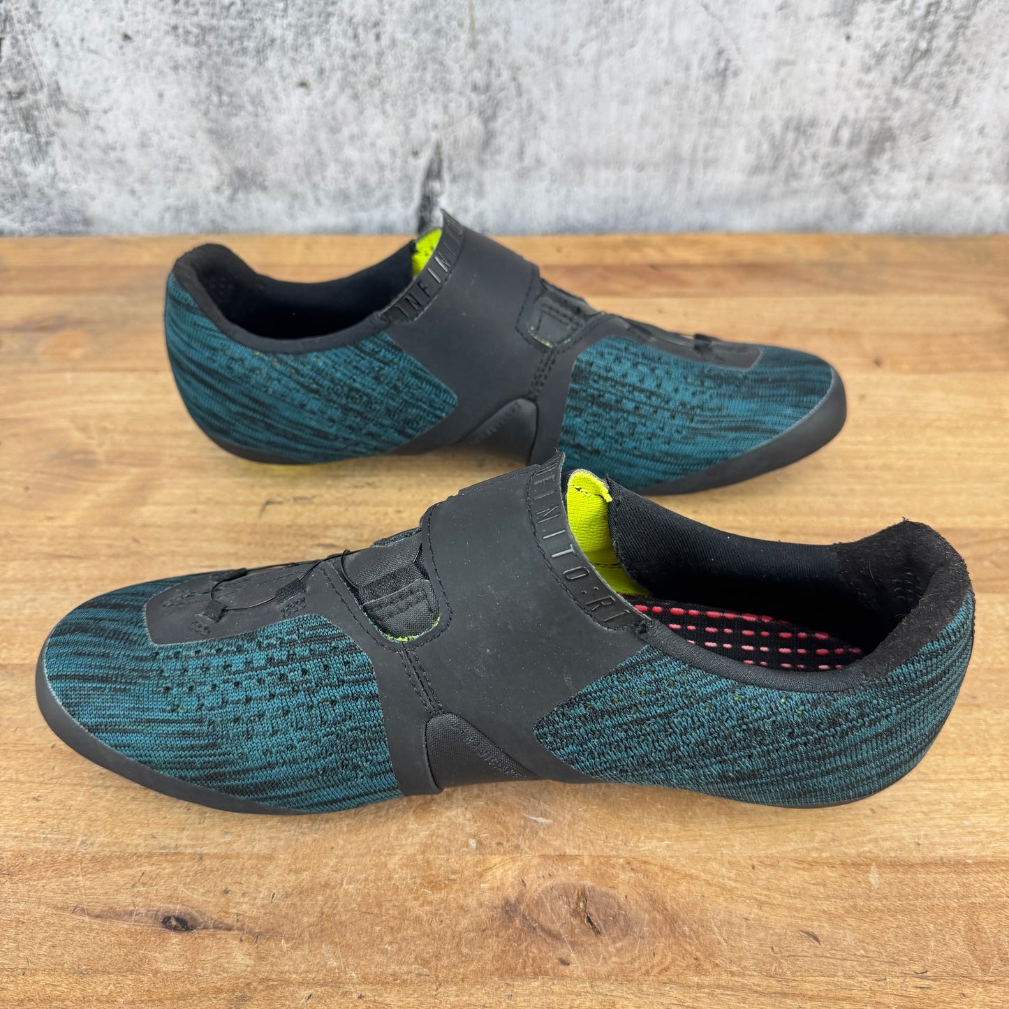Worn Once! Fizik R1 Infinito Carbon Petrol Blue 43 EU BOA Road Cycling Shoes