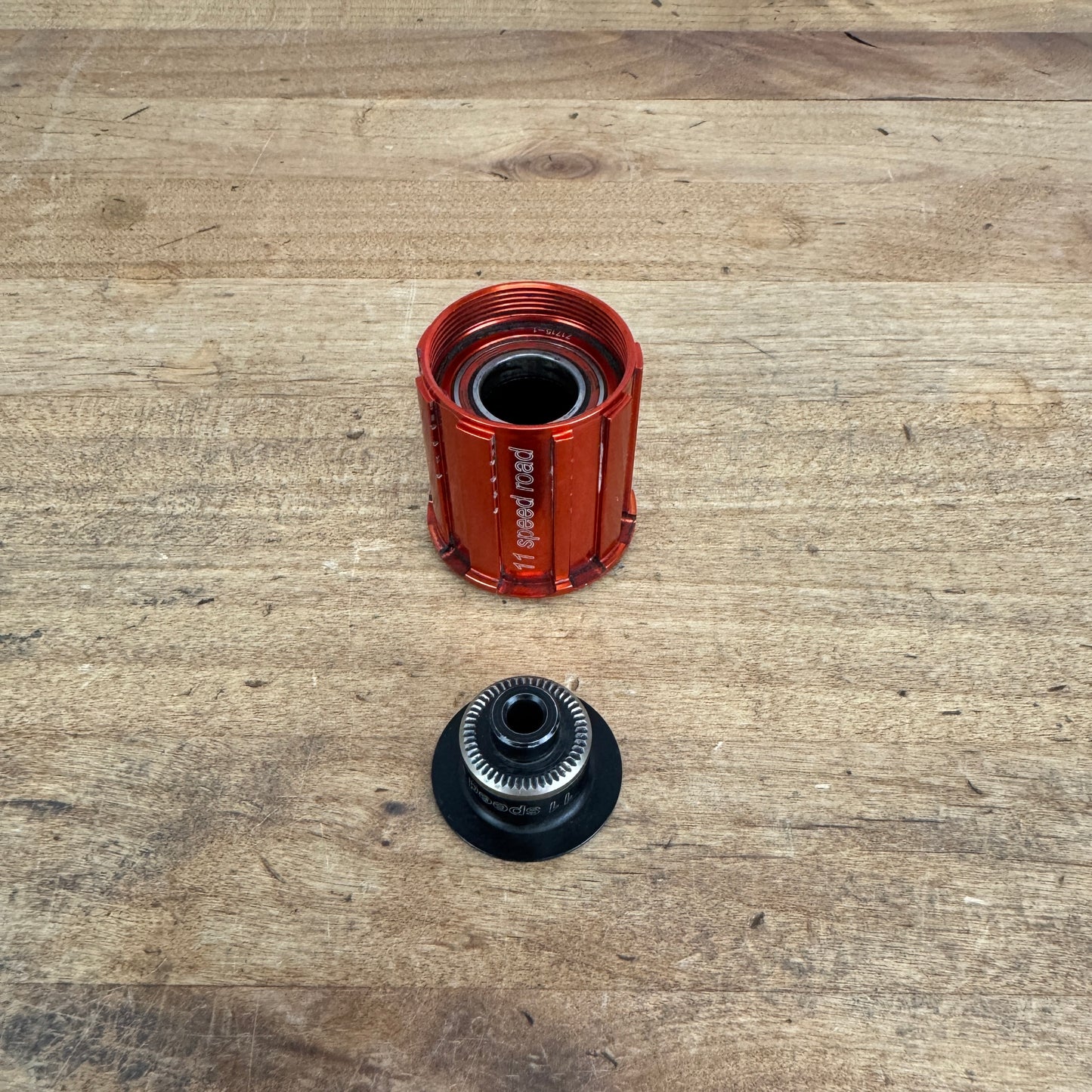 DT Swiss Ratchet Red Freehub Body for Shimano/SRAM 11-Speed + QR End Cap