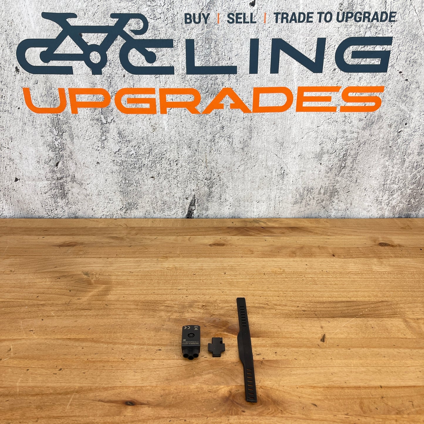 New! Shimano SM-EW90-A 3 Port E-Tube Di2 Electronic Junction Box 11-Speed