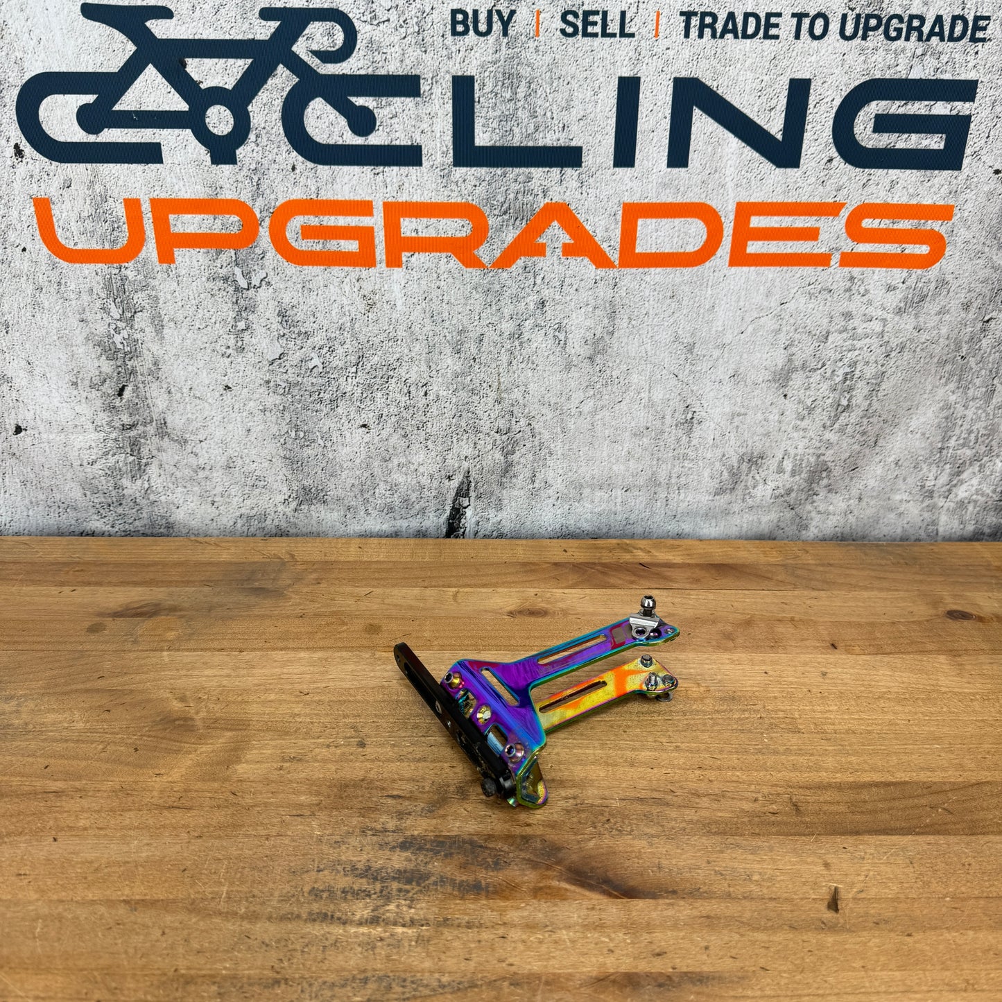 Promend Oilslick FJJ-285 TT/Triathlon Bike Water Bottle Mount 124g