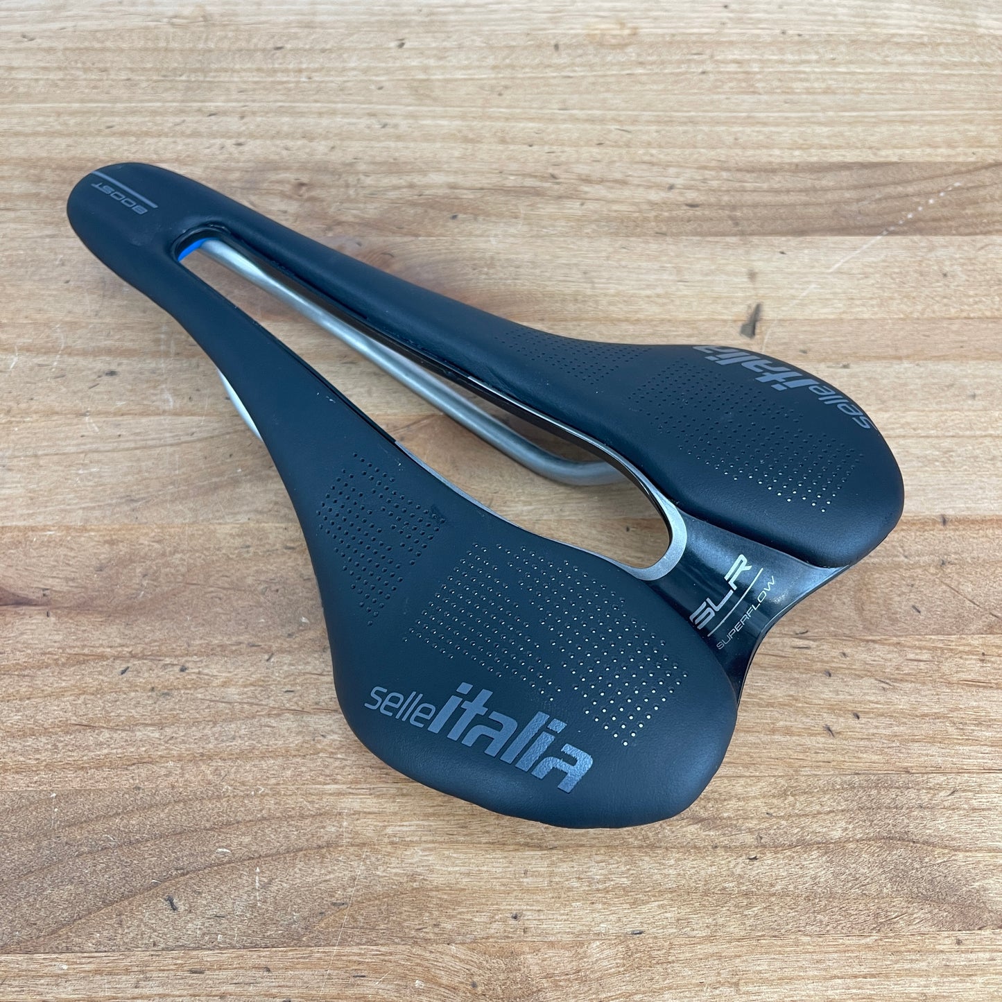 New Takeoff! Selle Italia SLR Superflow Boost 145mm 7x7mm Titanium Rails Saddle