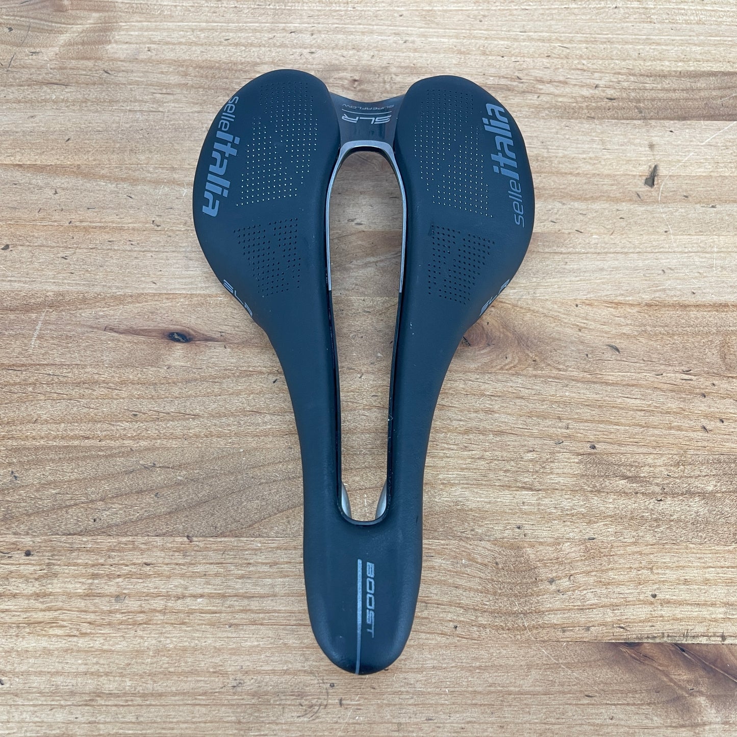 New Takeoff! Selle Italia SLR Superflow Boost 145mm 7x7mm Titanium Rails Saddle