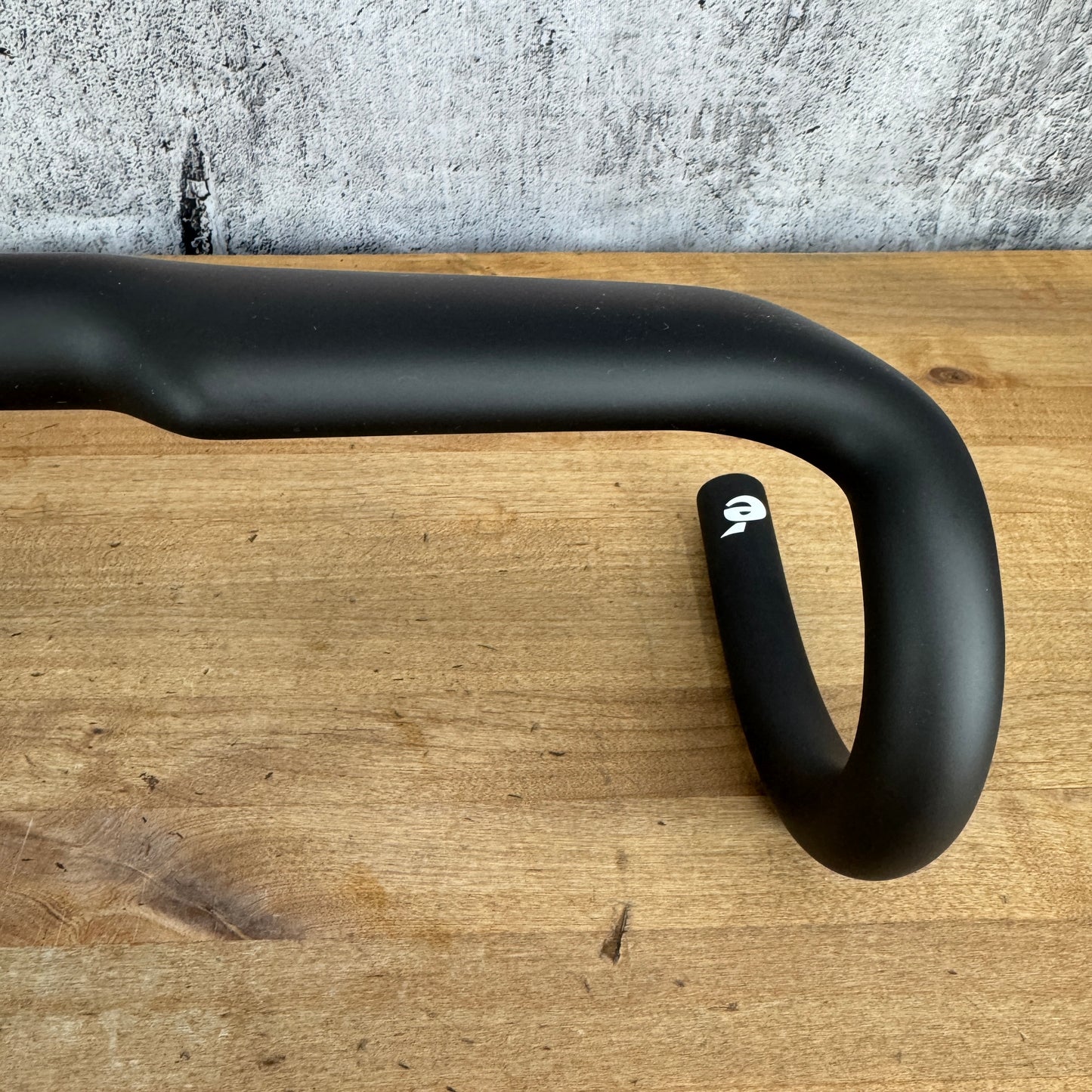 New! Cervelo HB13 42cm 31.8mm Carbon Bike Handlebar 268g MSRP $320