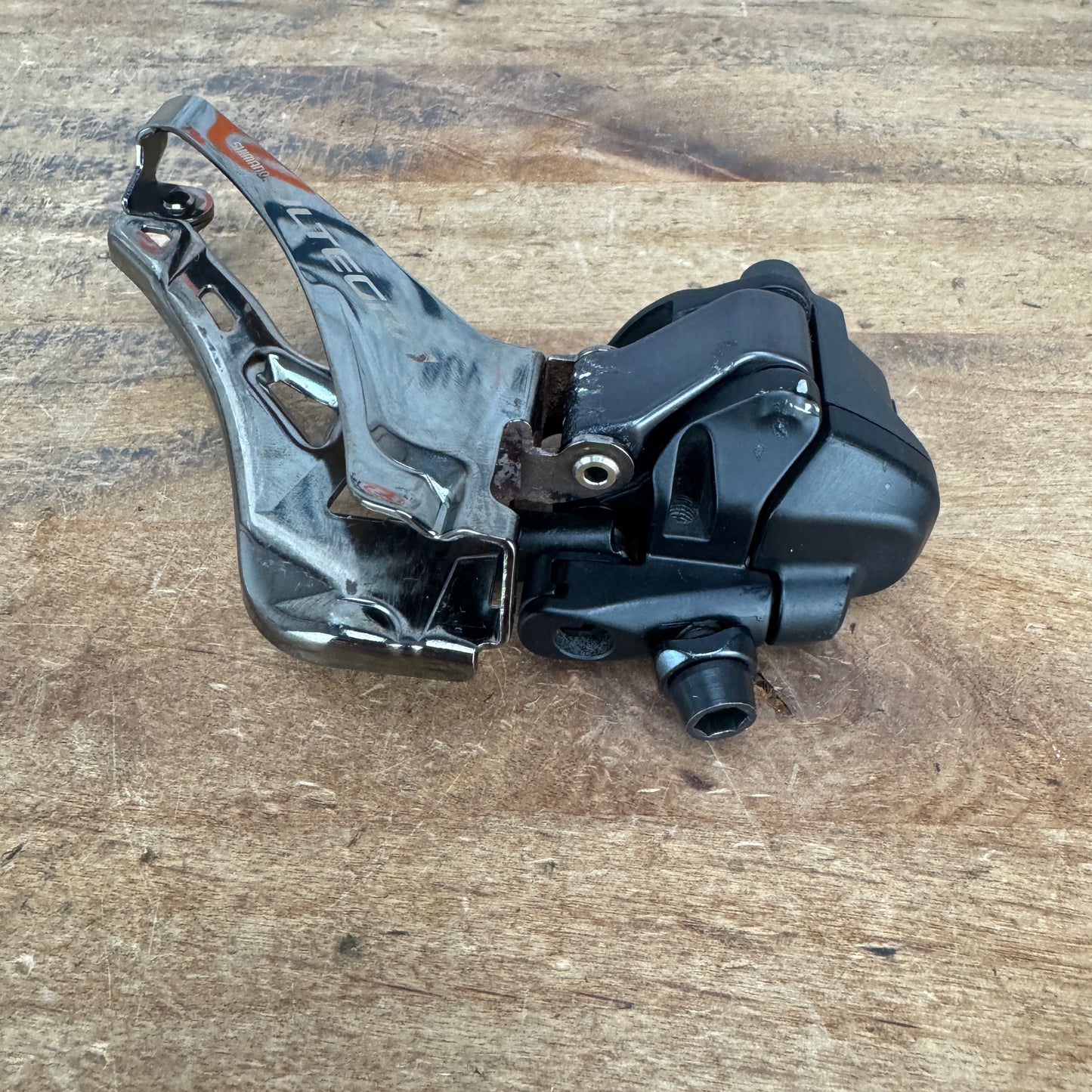 Shimano Ultegra FD-R8150 Di2 Electronic 12-Speed Braze-On Front Derailleur 110g