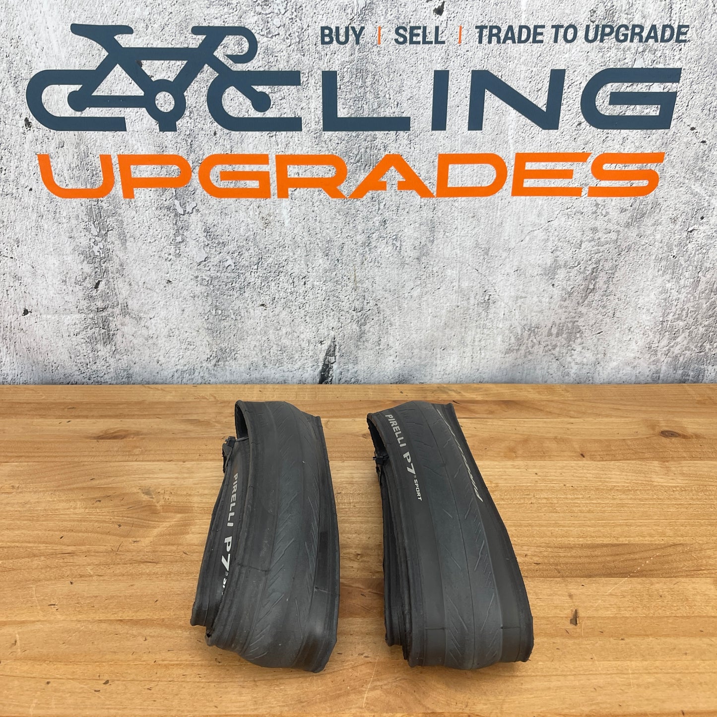 New! Pair Pirelli P7 Sport 700c x 28mm Road Bike Clincher Tires