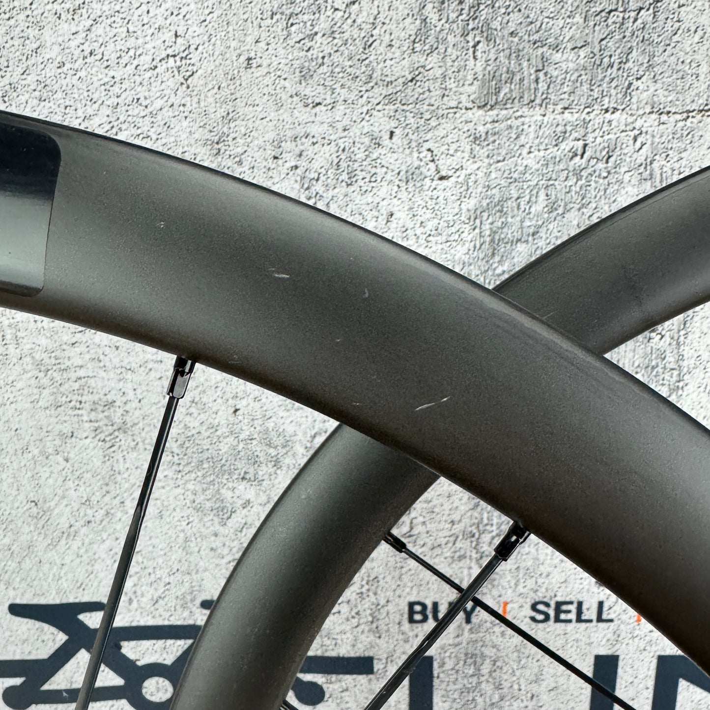 Syncros Capital 1.0 35 Carbon Tubeless Gravel Disc Brake Wheelset 700c 1557g