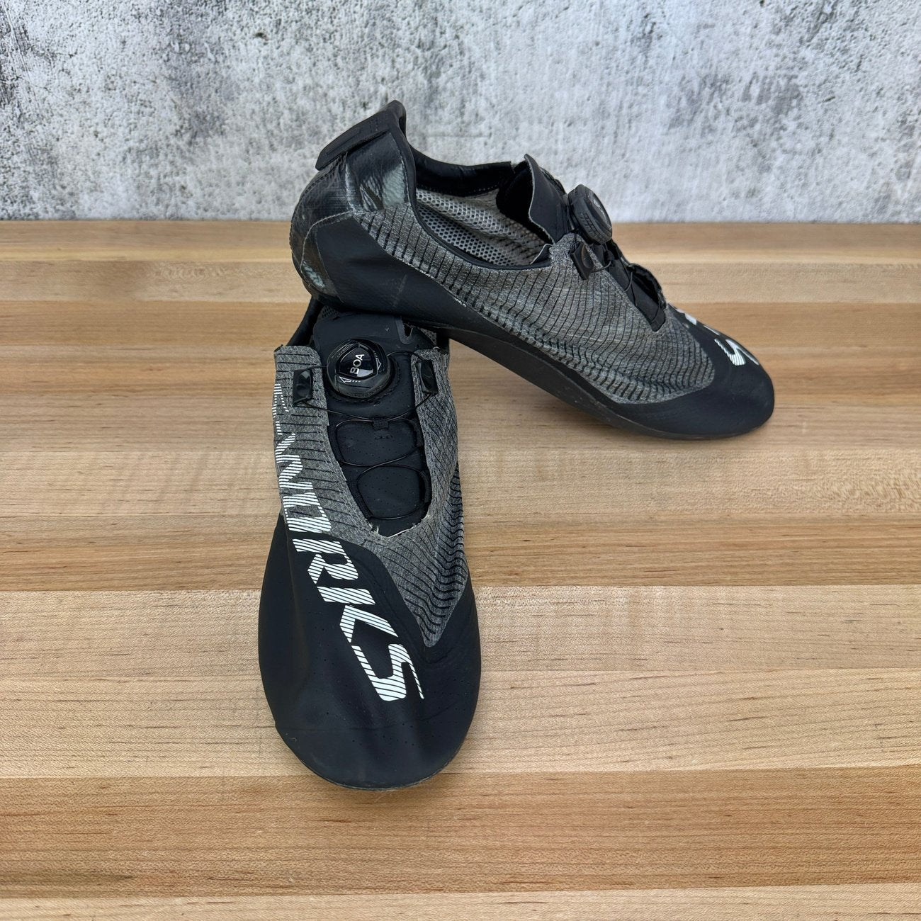 Light Use! Specialized Exos Men's EU 44 Black 3-Bolt Road Cycling