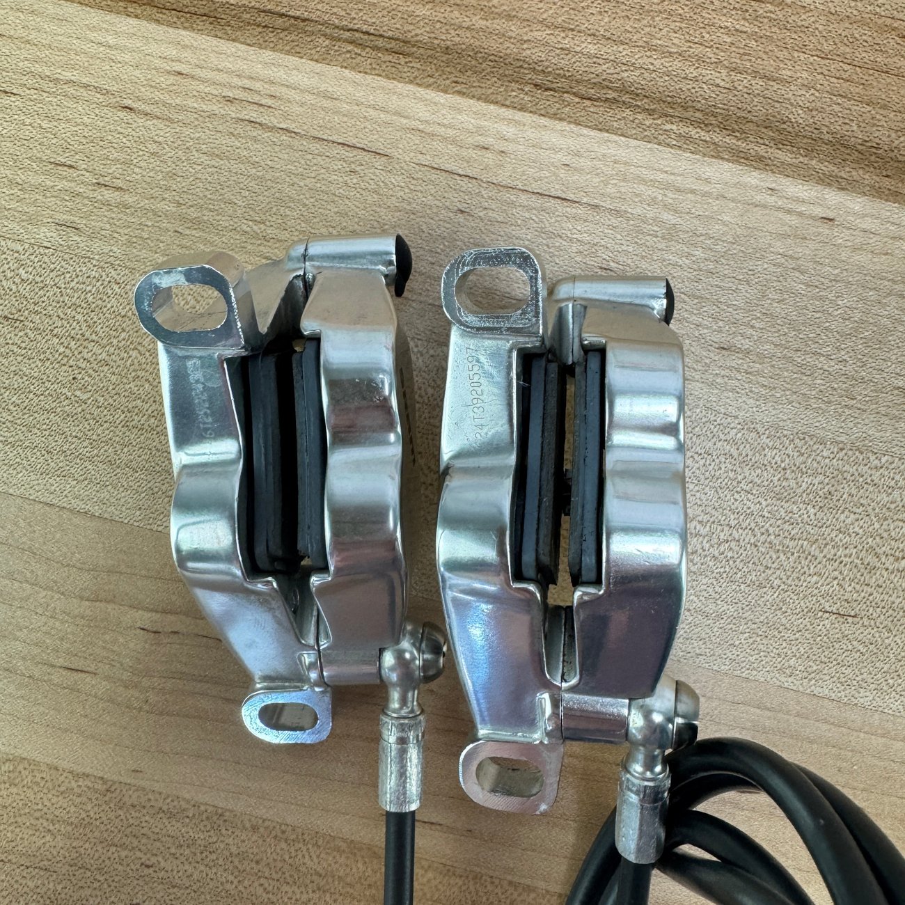 Low Mile! SRAM Level Ultimate Stealth Post-Mount 4-Piston Mountain Bike Brakeset