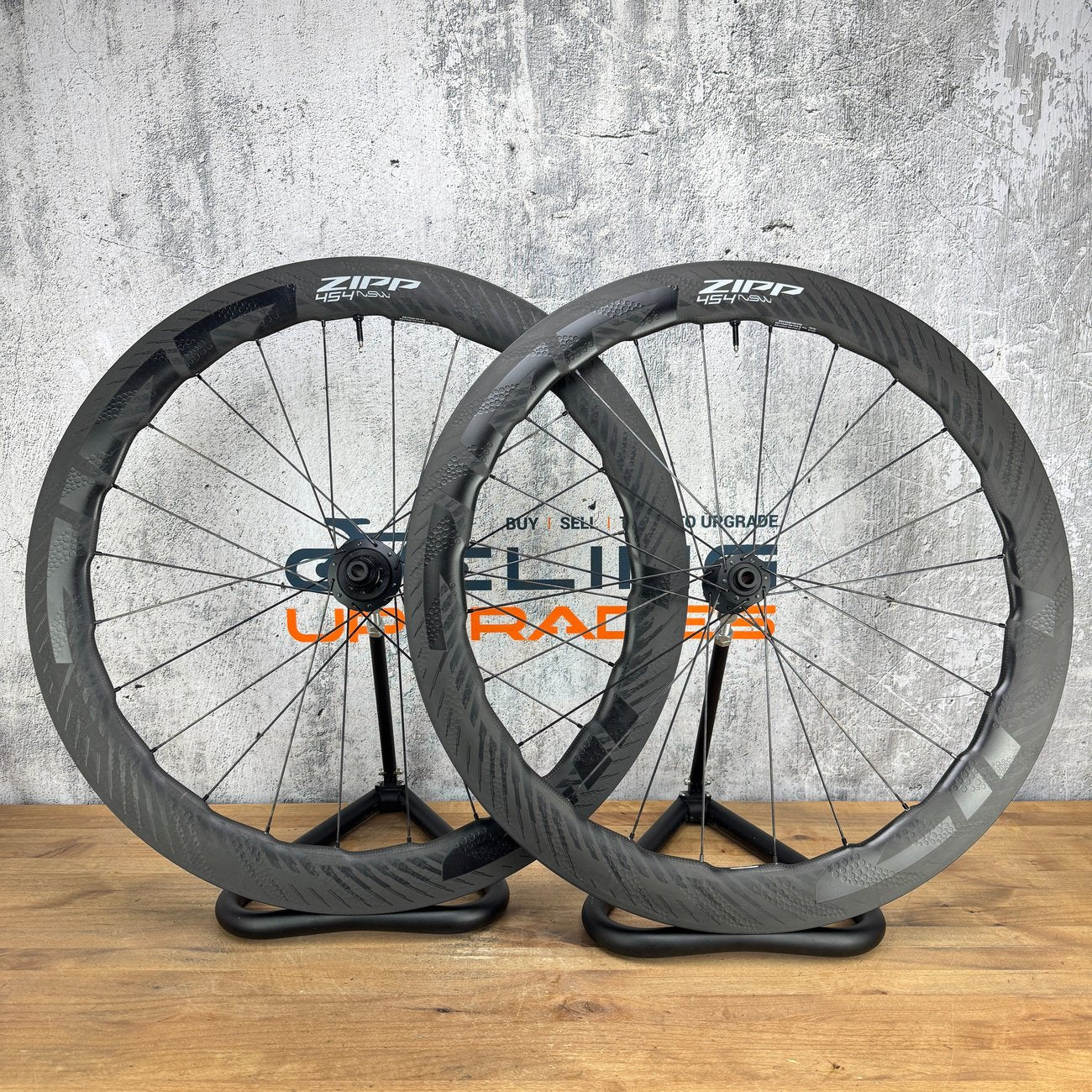 New! 2025 Zipp 454 NSW ZR1 SL Ceramic Tubeless Hookless Wheelset