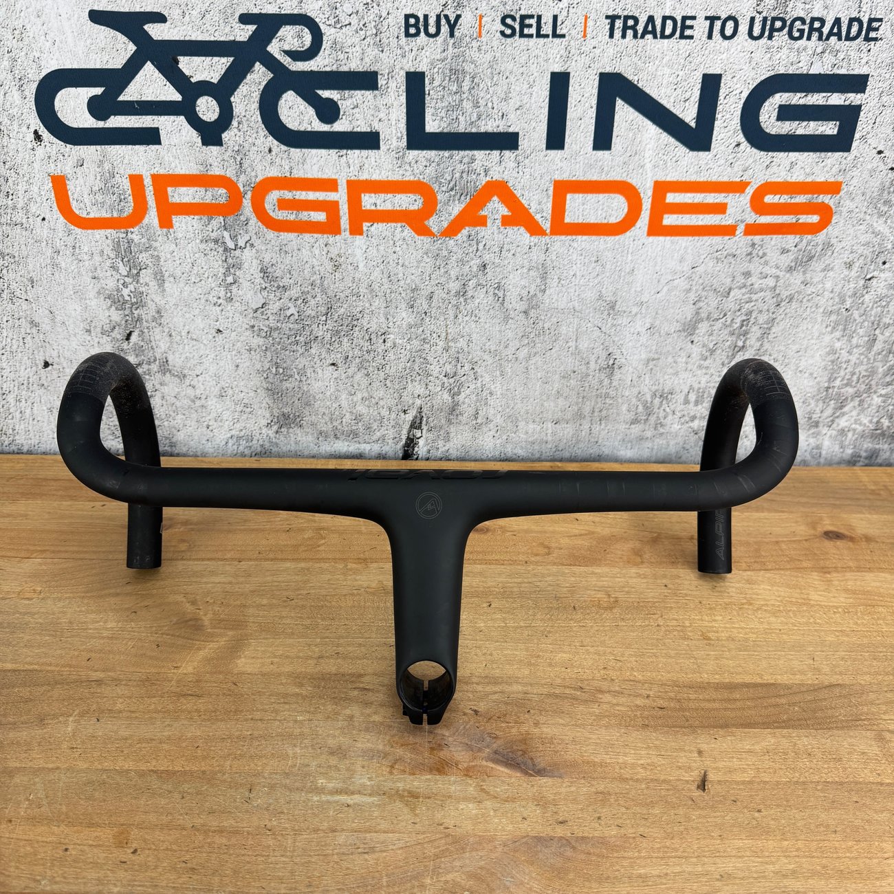 Roval Alpinist SL Cockpit 42cm x 110mm Carbon -6 Degree Integrated