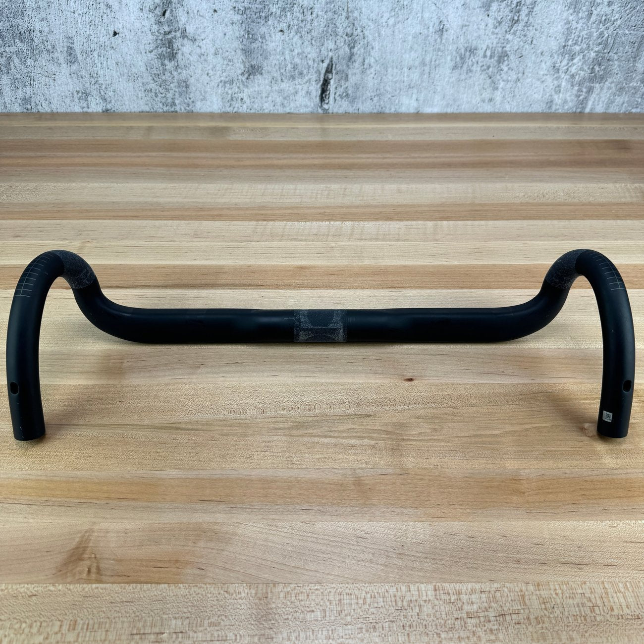 Roval Terra Carbon 44/48cm 31.8mm Bike Drop Handlebar 195g