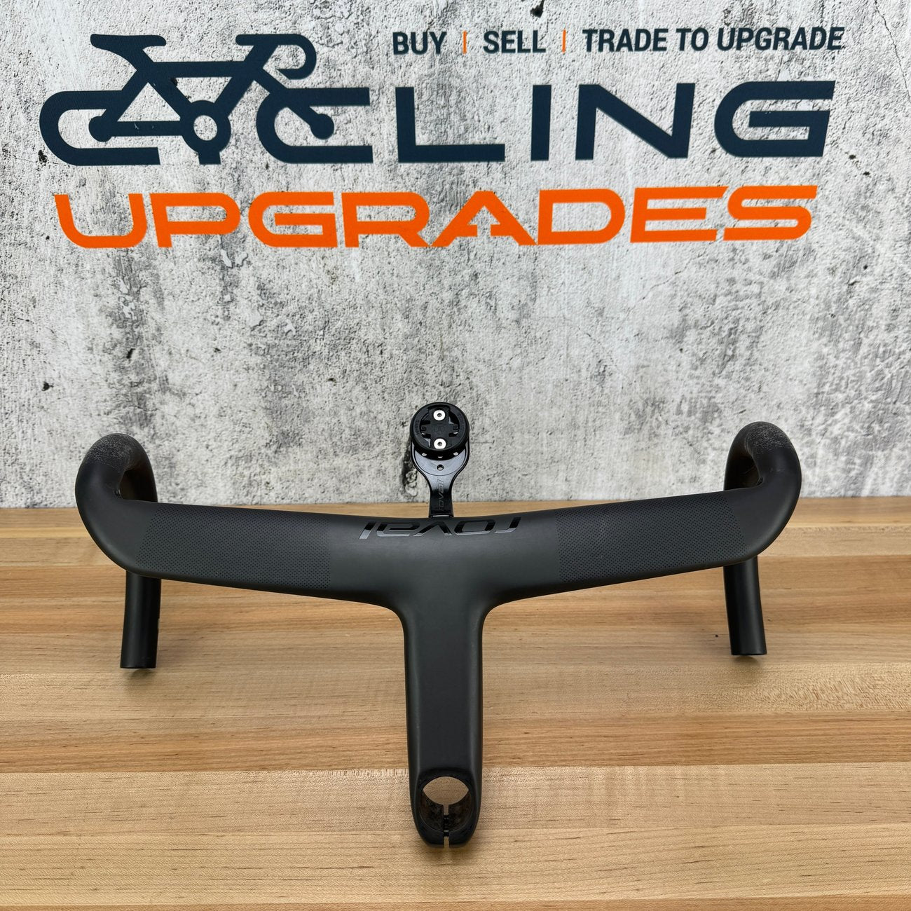 Roval Rapide Cockpit 42cm x 135mm Carbon Integrated Handlebar w