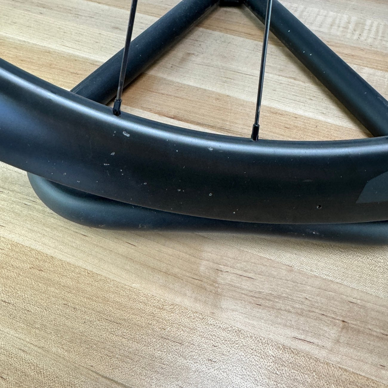 Zipp 303s Carbon Tubeless Hookless Disc Wheelset 700c Cognition Hubs 1545g