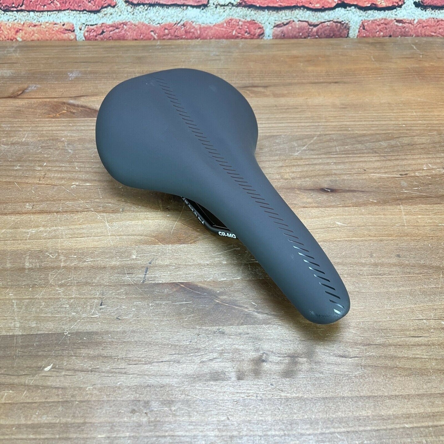 MSW Hustle Chromoly Rail 148mm Road Bike Saddle Black 247g