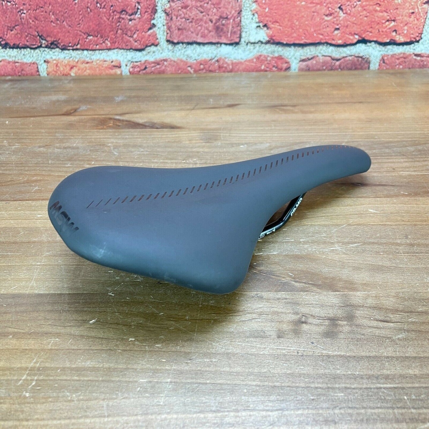 MSW Hustle Chromoly Rail 148mm Road Bike Saddle Black 247g