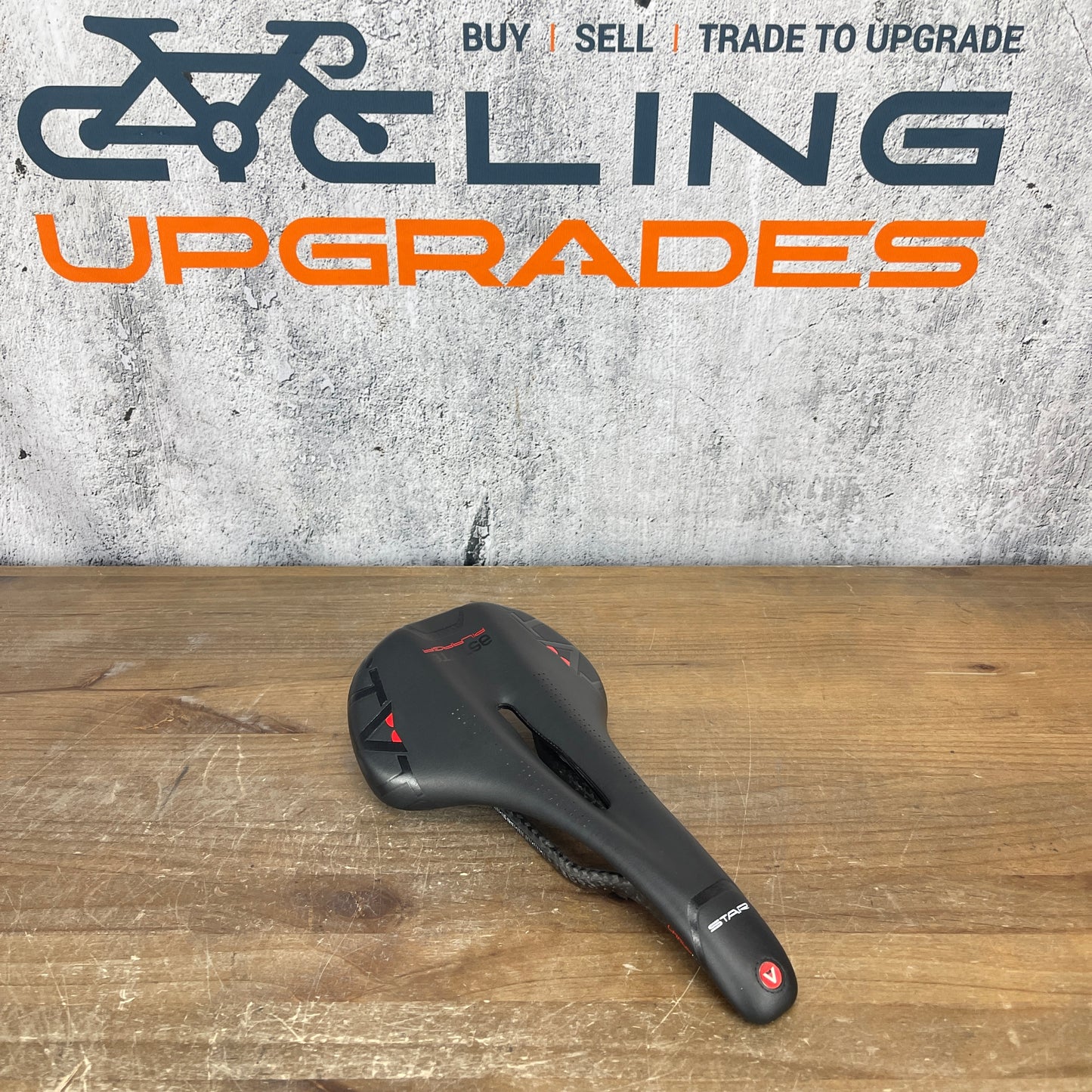 Astute Italia Star Lite Pilarga VT Carbon Rails 145mm Road Bike Saddle 229g