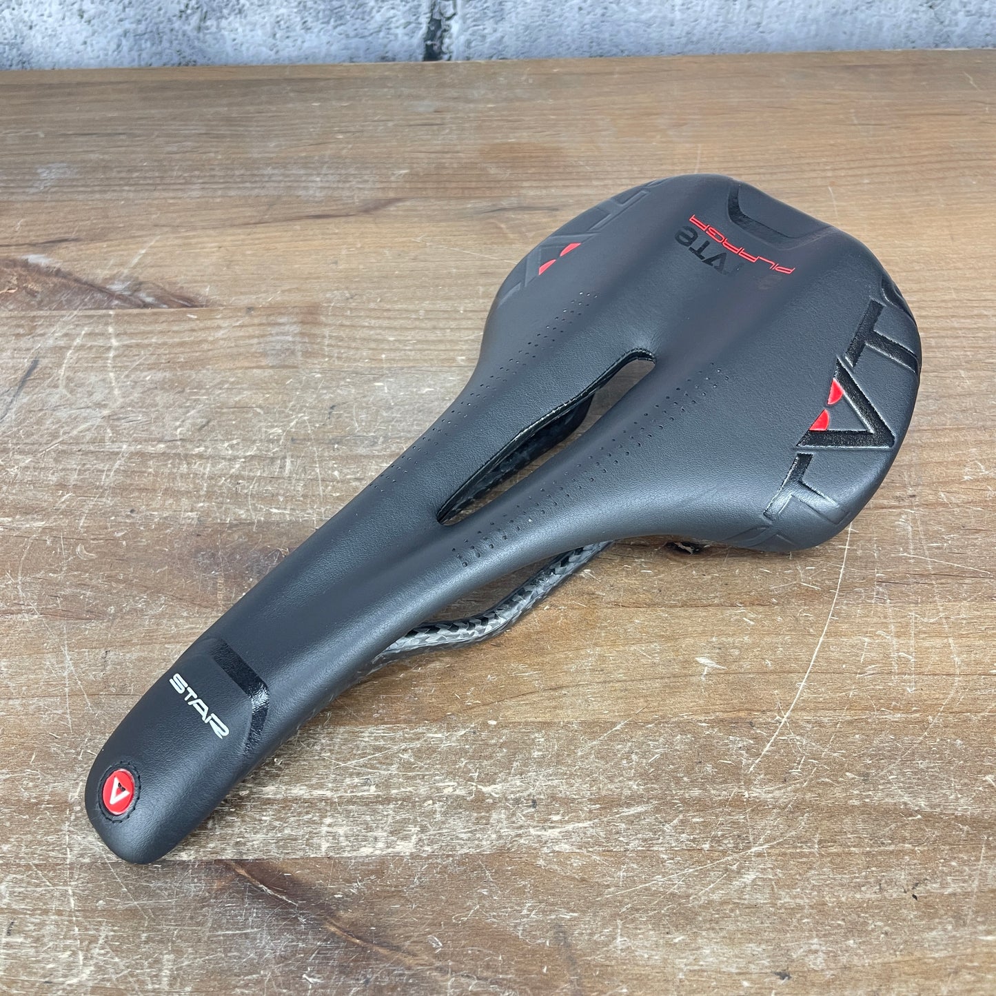 Astute Italia Star Lite Pilarga VT Carbon Rails 145mm Road Bike Saddle 229g
