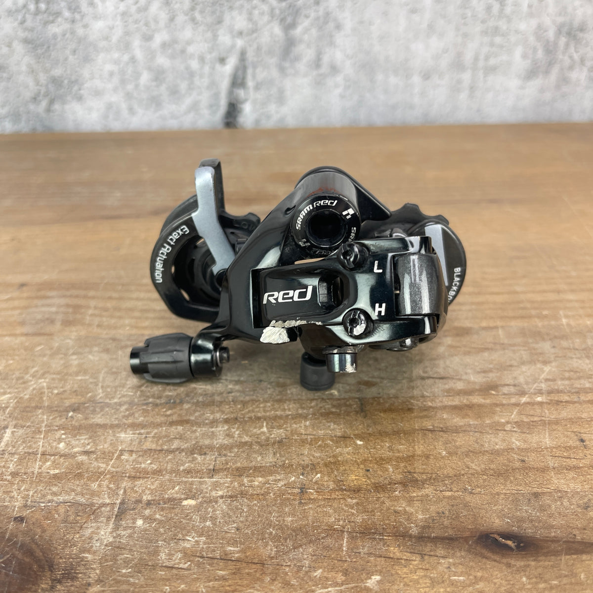 Red 10-Speed Cage Road Mechanical Rear Derailleur –