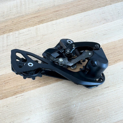 Shimano 105 RD-R7150 Di2 12-Speed Electronic 34t Max Bike Rear Derailleur 302g