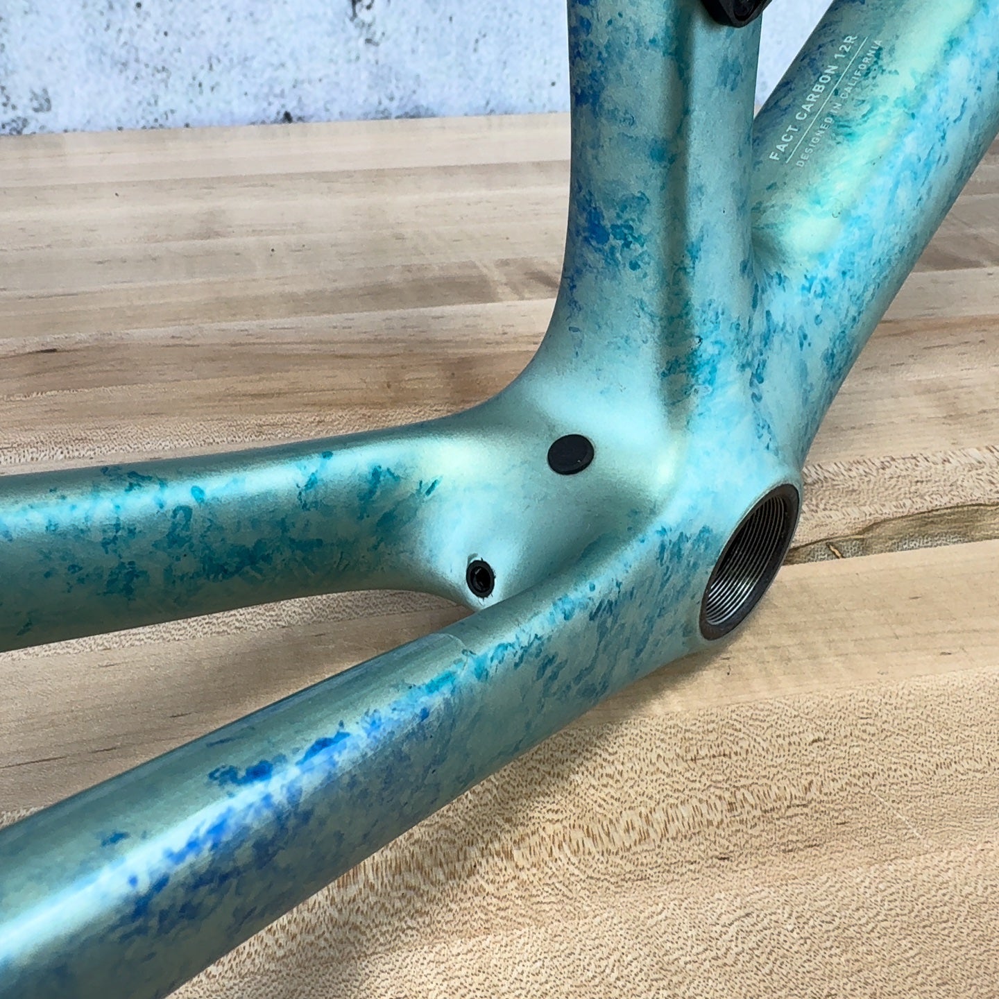 Low Mile! 2024 Specialized 2025 S-Works Roubaix SL8 58cm Carbon Disc Brake Future Shock 3.3 Satin Metallic White Sage Frameset