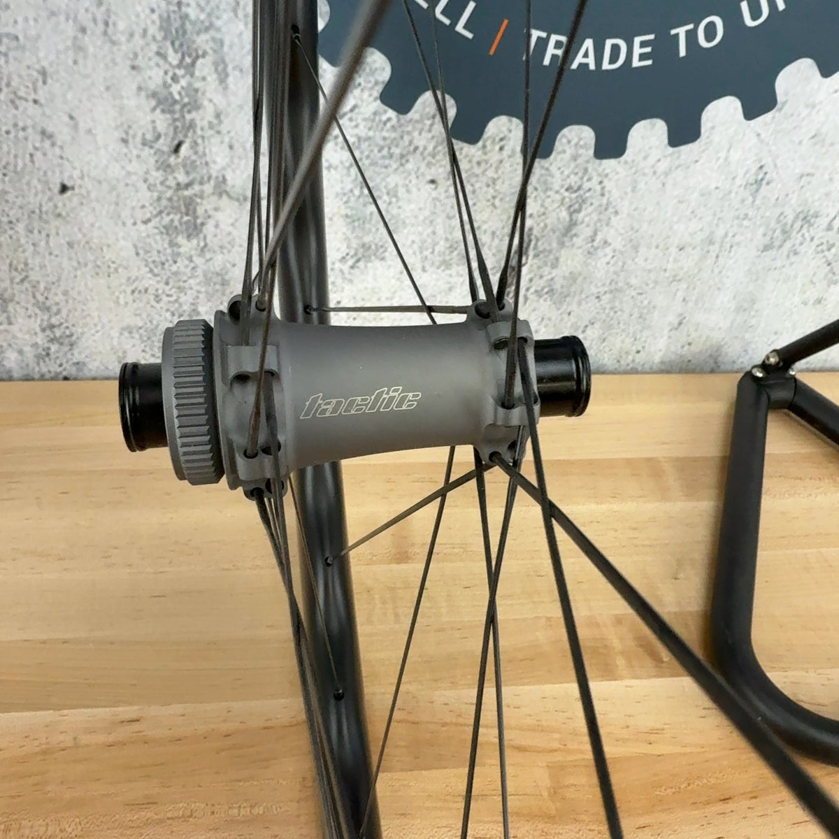 Low Mile! Princeton CarbonWorks Dual 5550 Tactic Racing TR01 Carbon Wheelset — photo 6 of 11