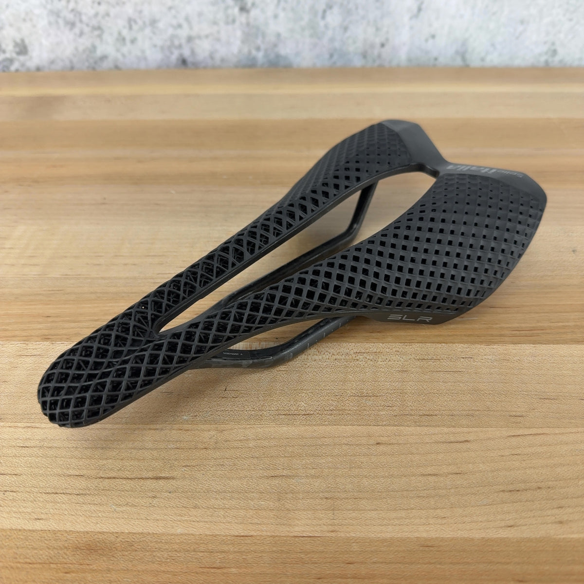 Mint! Selle Italia SLR 3D S3 130mm Black Carbon 7x9mm Rails Bike Saddle 140g — photo 3 of 7