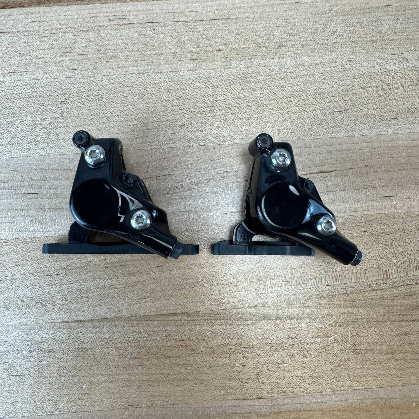 SRAM Rival AXS D1 12/13-Speed Flat Mount Disc 12 Speed Shifters w/ Calipers