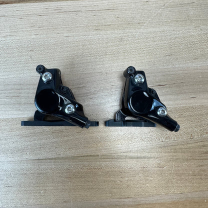 SRAM Rival AXS D1 12/13-Speed Flat Mount Disc 12 Speed Shifters w/ Calipers