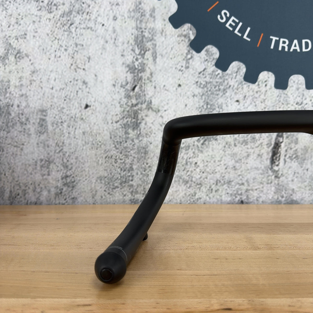 New Take Off! Enve SES AR 44cm 31.8mm Round Drop Bar Carbon  Bike Handlebar 250g — photo 7 of 11