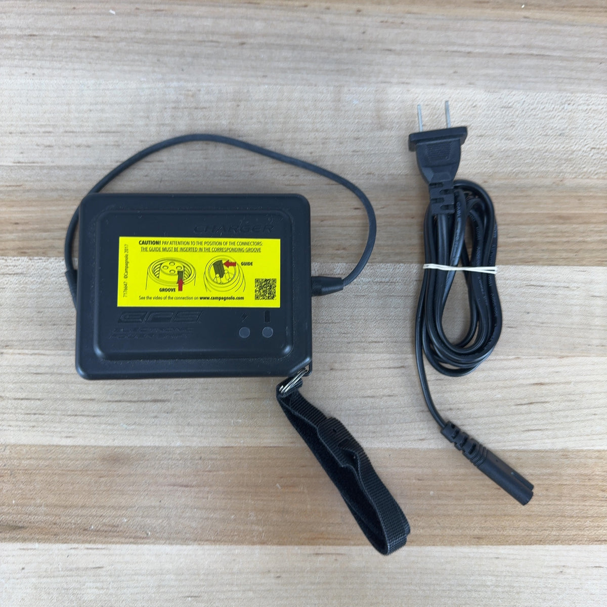 New! Campagnolo Charger AC19-BCEPS Other Bicycle Electronics