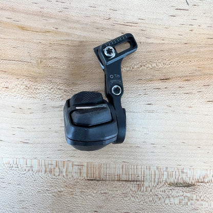 Light Use! SRAM AXS POD Ultimate Controller Bridge Clamp - Left 12-Speed 12/13-Speed Shifters