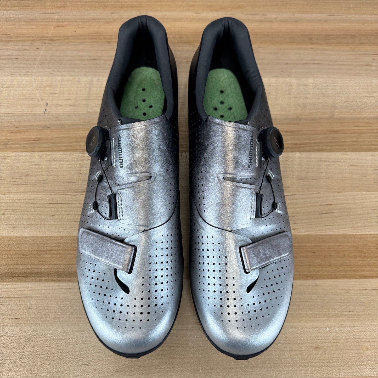 New! Shimano SH-RX801 Silver EU 45.5 2-Bolt Boa Carbon Cycling Shoes MSRP $300
