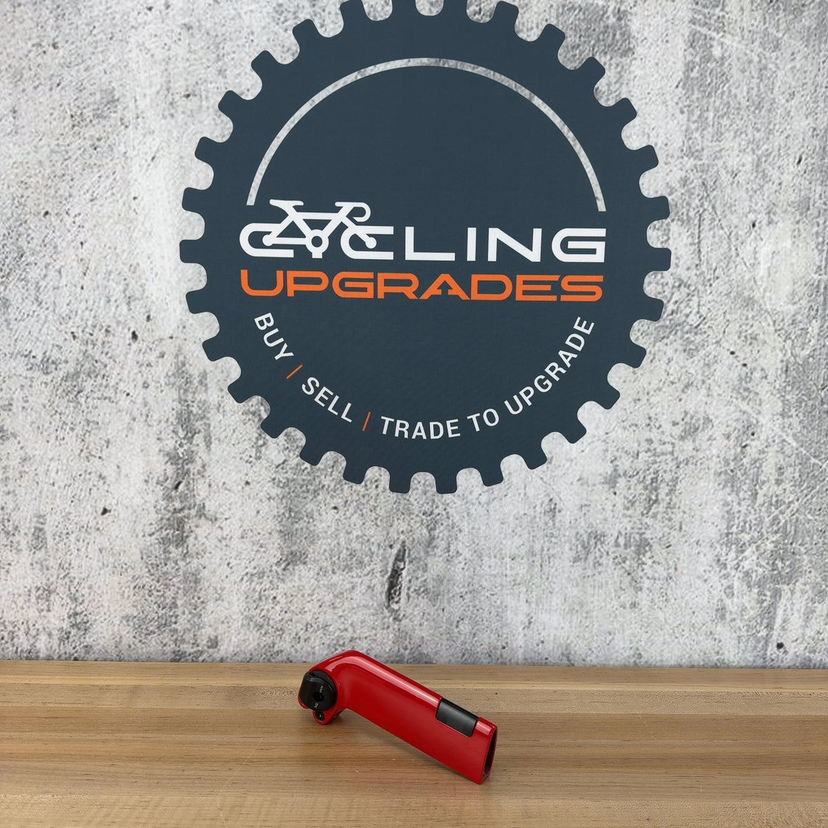 New Take Off! Trek Madone SLR Carbon Aero 160mm Red Seatmast Cap 235g MSRP $375 — photo 2 of 7