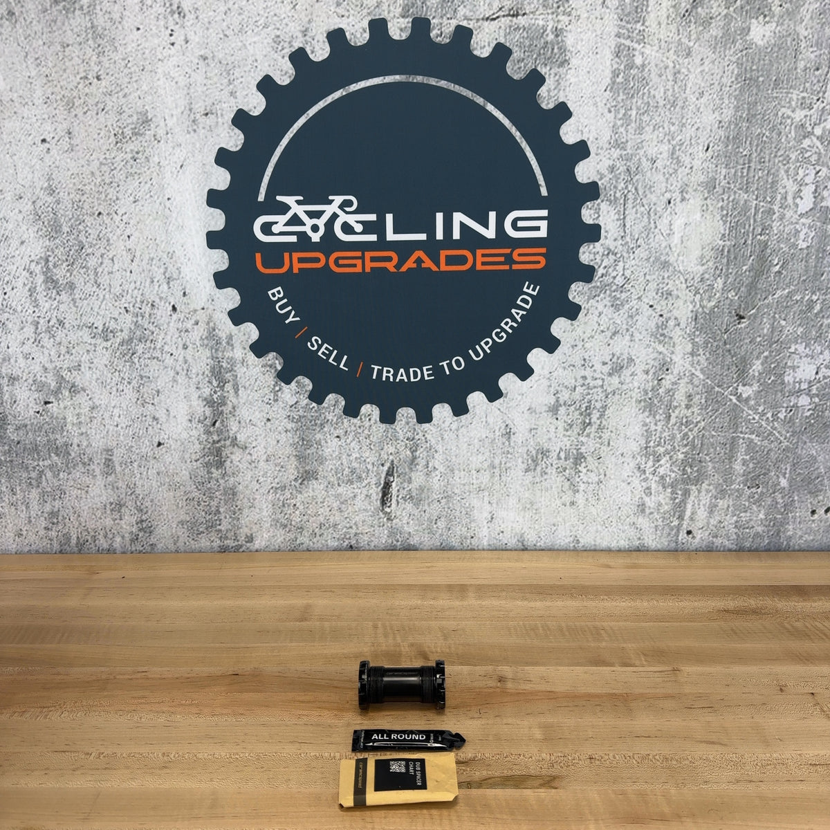 Low Mile! CeramicSpeed ITA Italian Threaded ITA Fits SRAM DUB Bottom Bracket