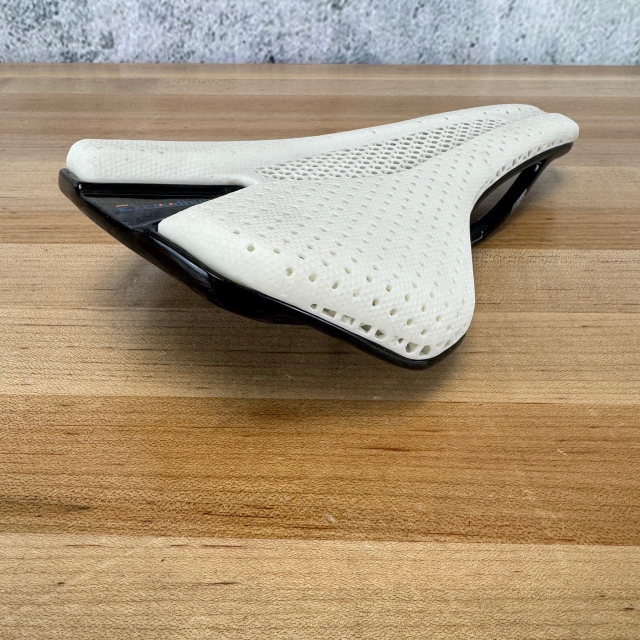 New Take Off! Exceedhub Carbon 3D Print White Saddle
