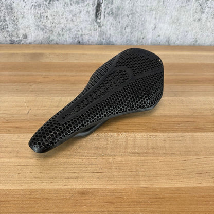 Light Use! Fizik Vento Argo Adaptive 00 7x9mm Mobius Carbon Rails 140mm Saddle