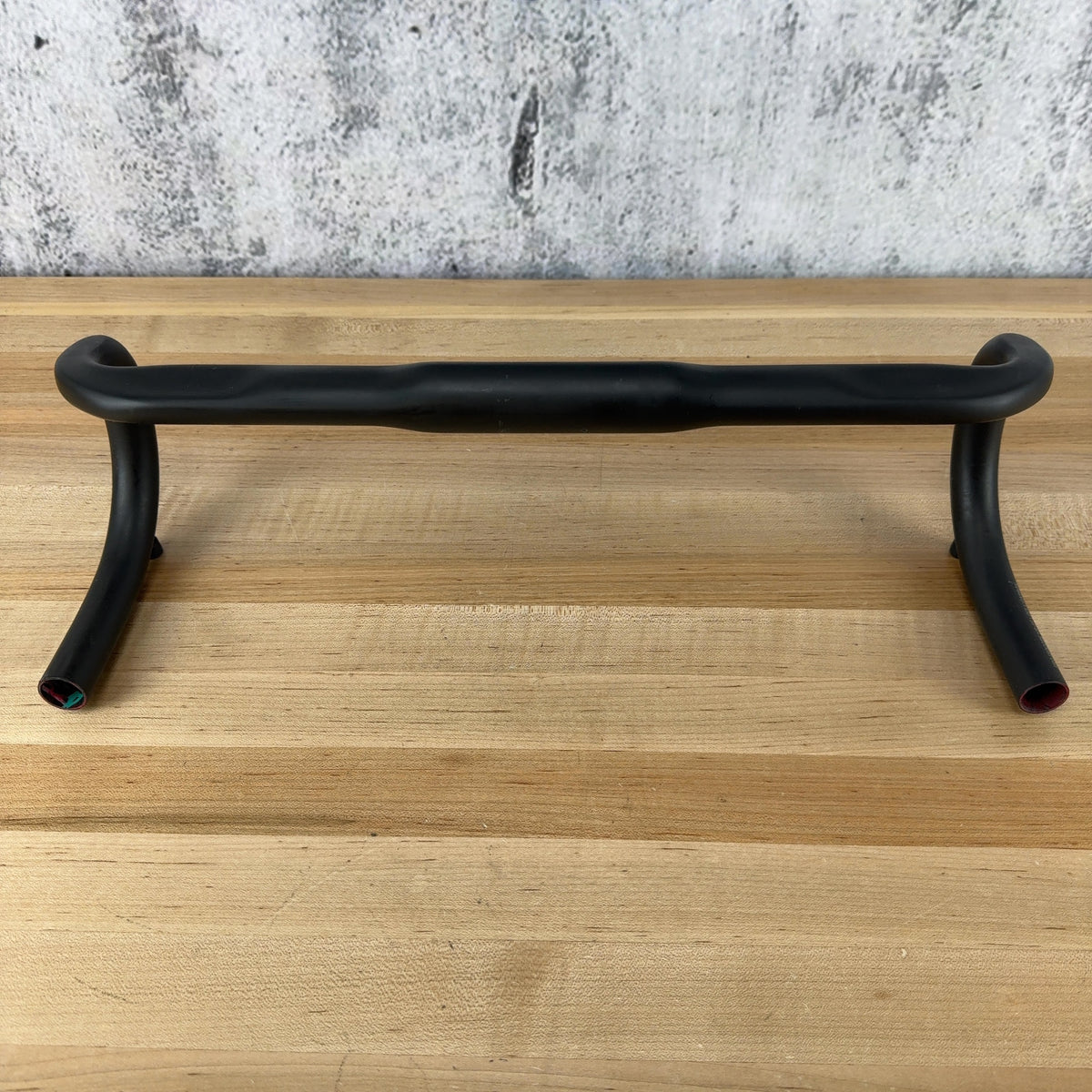 New Take Off! Bontrager Pro IsoCore VR-SF 44cm Carbon Gravel Bike Handlebar 251g — photo 5 of 12